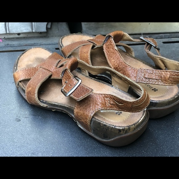 naturalizer Montreat Brown Leather Sport Sandals - Picture 8 of 10